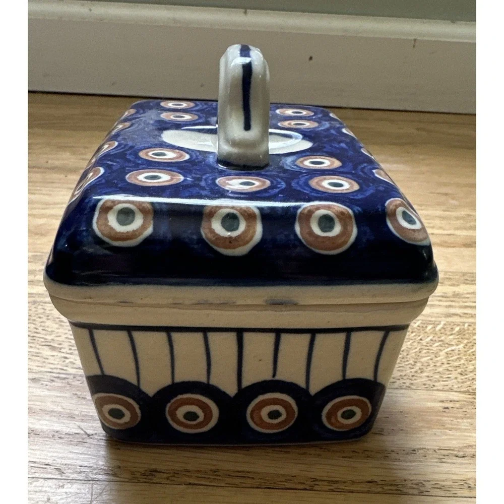 Williams Sonoma this retired